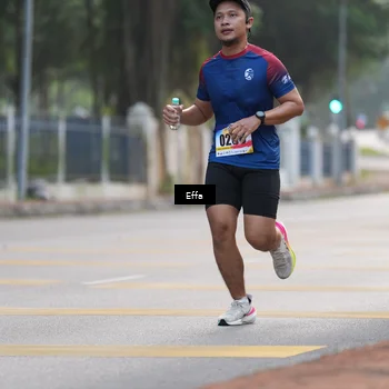 Runner Photo 8203670