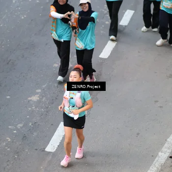 Runner Photo 8203675