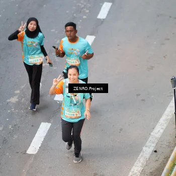 Runner Photo 8203699