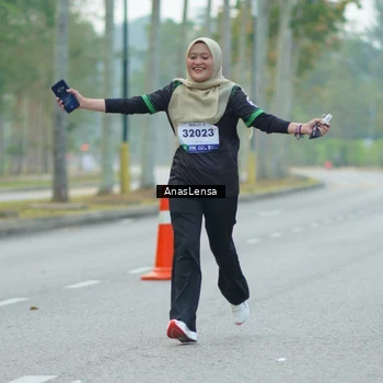 Runner Photo 8203715