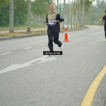 Runner Photo 8203726
