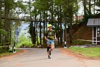 Runner Photo 82038