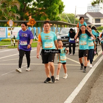 Runner Photo 8203800