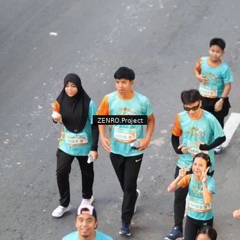 Runner Photo 8203825