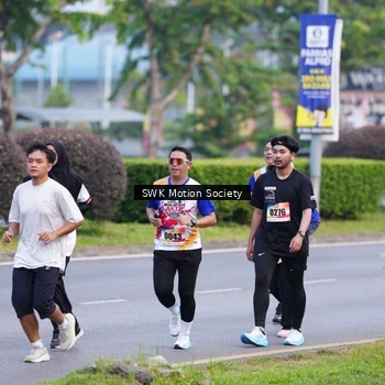 Runner Photo 8203827