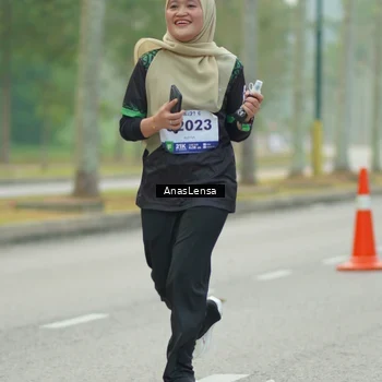 Runner Photo 8203828