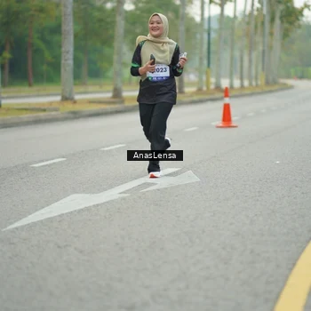 Runner Photo 8203830