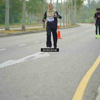 Runner Photo 8203832