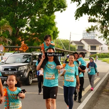 Runner Photo 8203842
