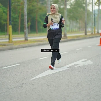 Runner Photo 8203848