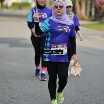 Runner Photo 8203853