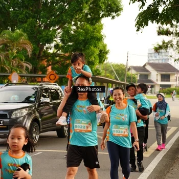 Runner Photo 8203860