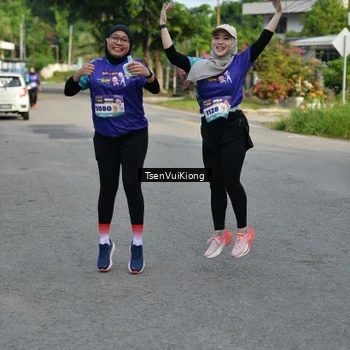 Runner Photo 8203864