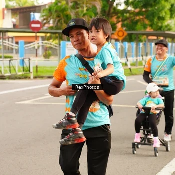 Runner Photo 8203878