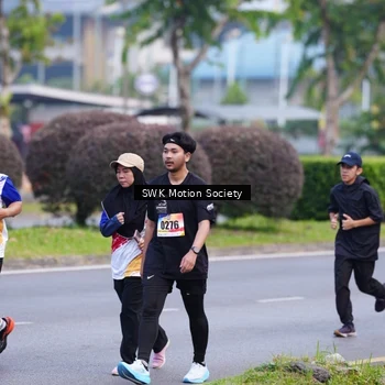 Runner Photo 8203879