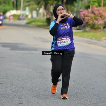 Runner Photo 8203889