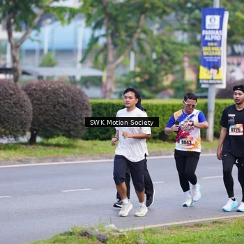 Runner Photo 8203895