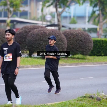 Runner Photo 8203897