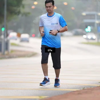 Runner Photo 8203914