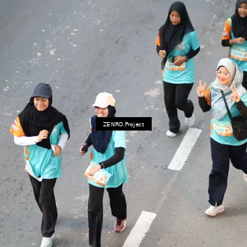 Runner Photo 8203944