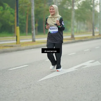 Runner Photo 8203952