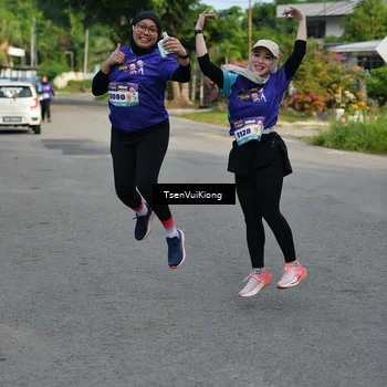 Runner Photo 8203958