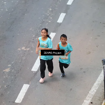 Runner Photo 8203966