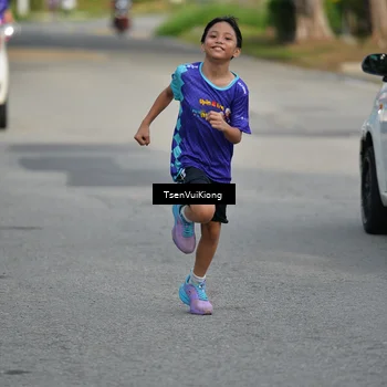 Runner Photo 8203994