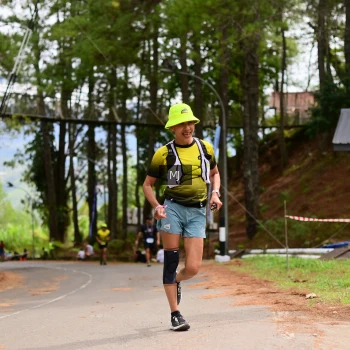 Runner Photo 82040