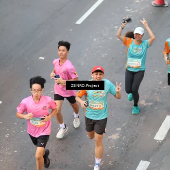 Runner Photo 8204006