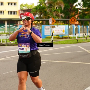 Runner Photo 8204020