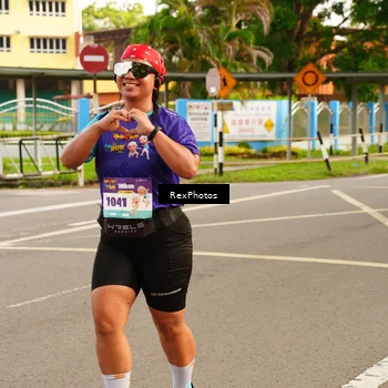 Runner Photo 8204023