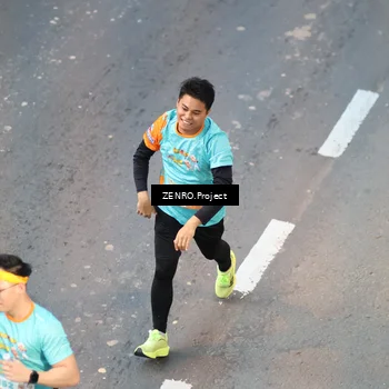 Runner Photo 8204031