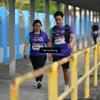 Runner Photo 8204035