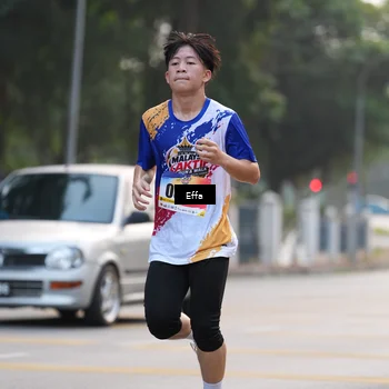 Runner Photo 8204036