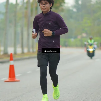 Runner Photo 8204046