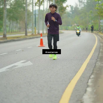 Runner Photo 8204067