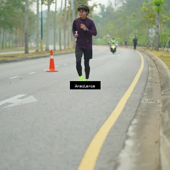 Runner Photo 8204069