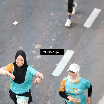 Runner Photo 8204071