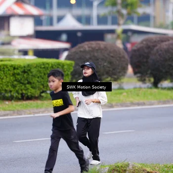 Runner Photo 8204077