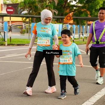 Runner Photo 8204080