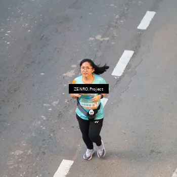 Runner Photo 8204086