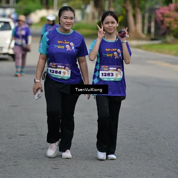Runner Photo 8204109
