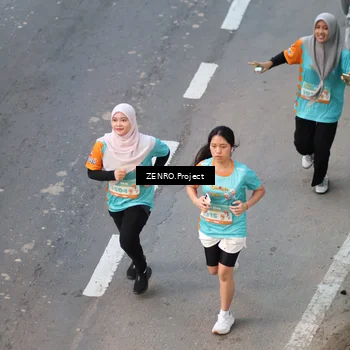 Runner Photo 8204118