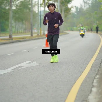 Runner Photo 8204182