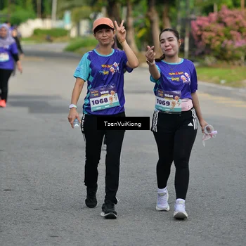 Runner Photo 8204253