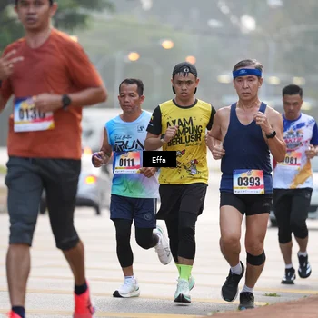 Runner Photo 8204259
