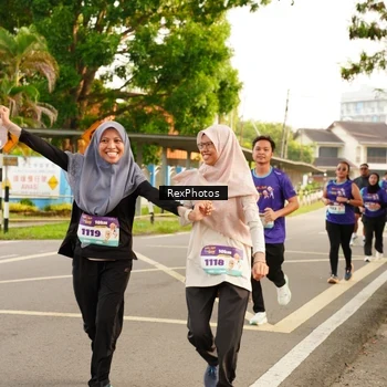 Runner Photo 8204299
