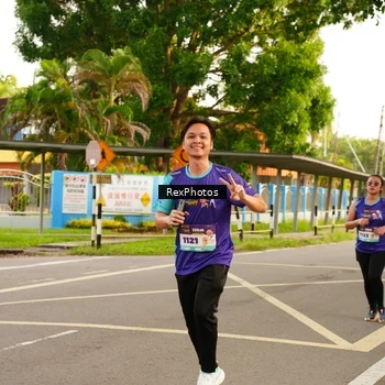 Runner Photo 8204302