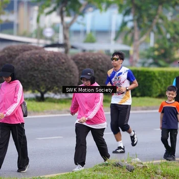 Runner Photo 8204304